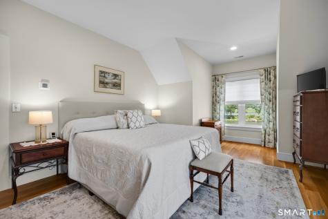 48 Bakers Cove Groton CT 06340