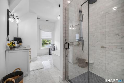 48 Bakers Cove Groton CT 06340