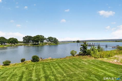 48 Bakers Cove Groton CT 06340