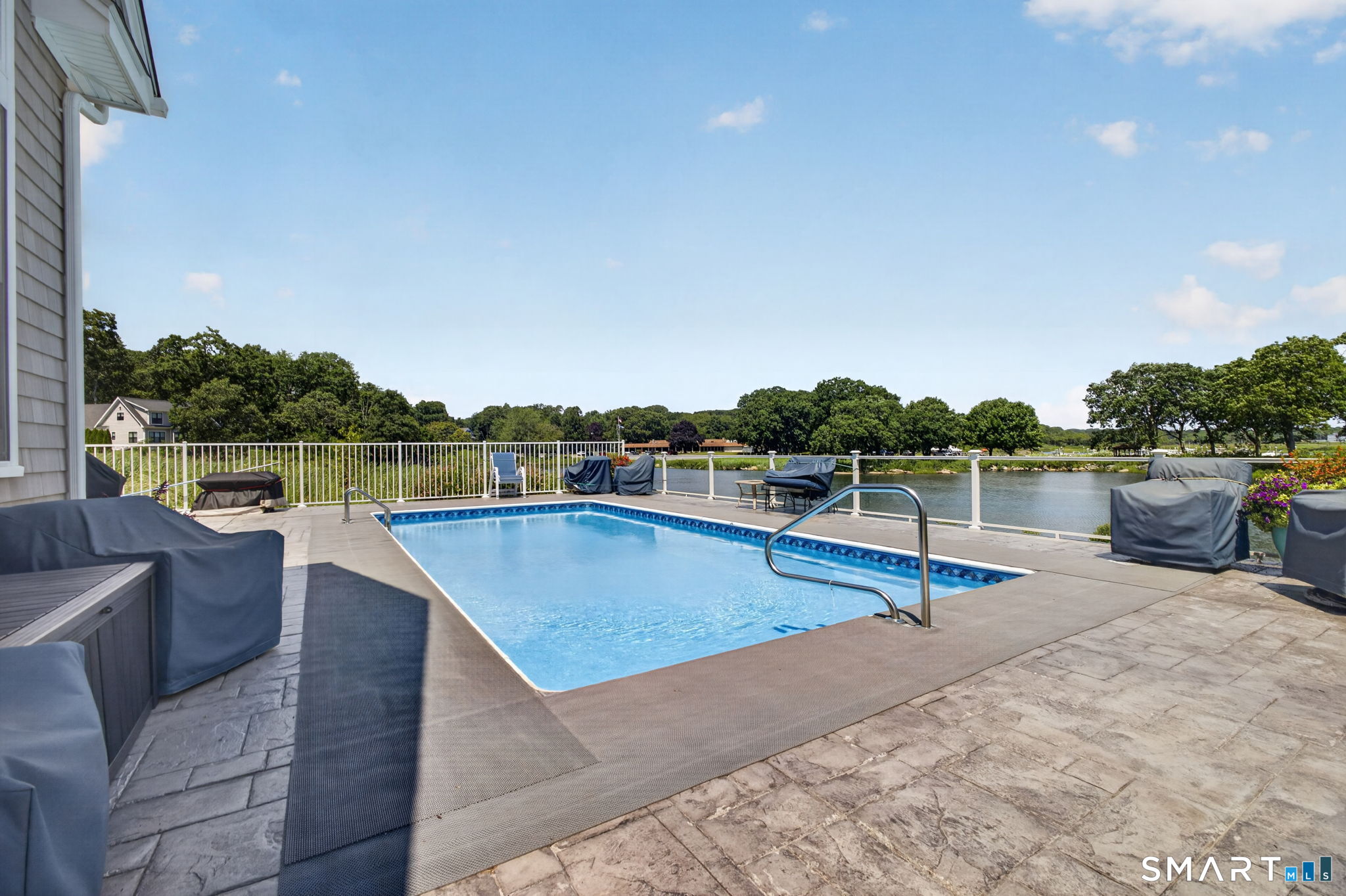 48 Bakers Cove Groton CT 06340