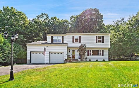 4 Windaway Road Bethel CT 06801