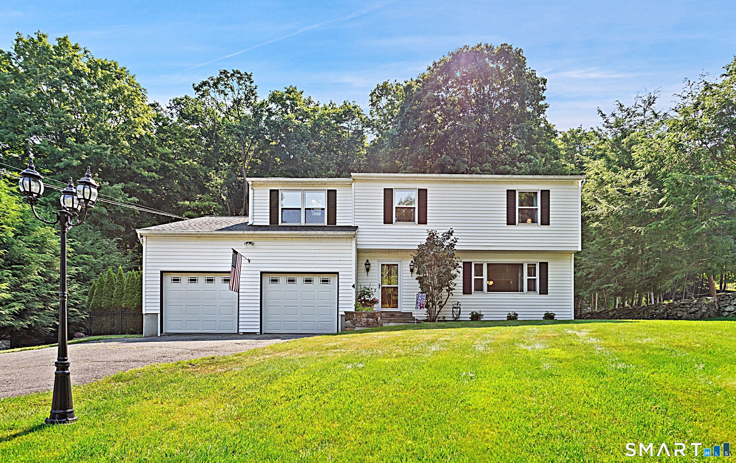4 Windaway Road Bethel CT 06801