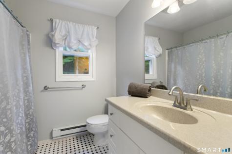 4 Windaway Road Bethel CT 06801
