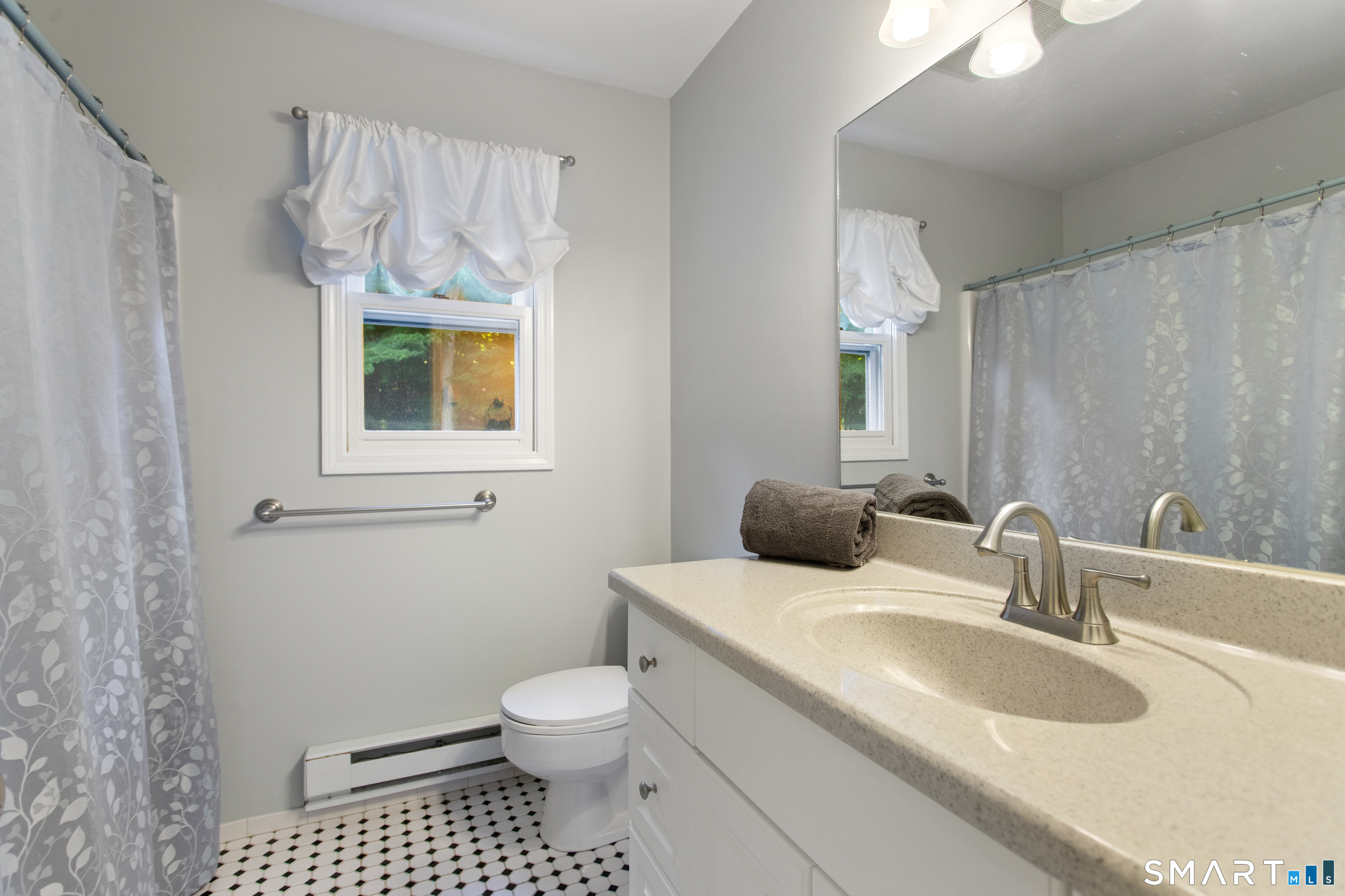 4 Windaway Road Bethel CT 06801