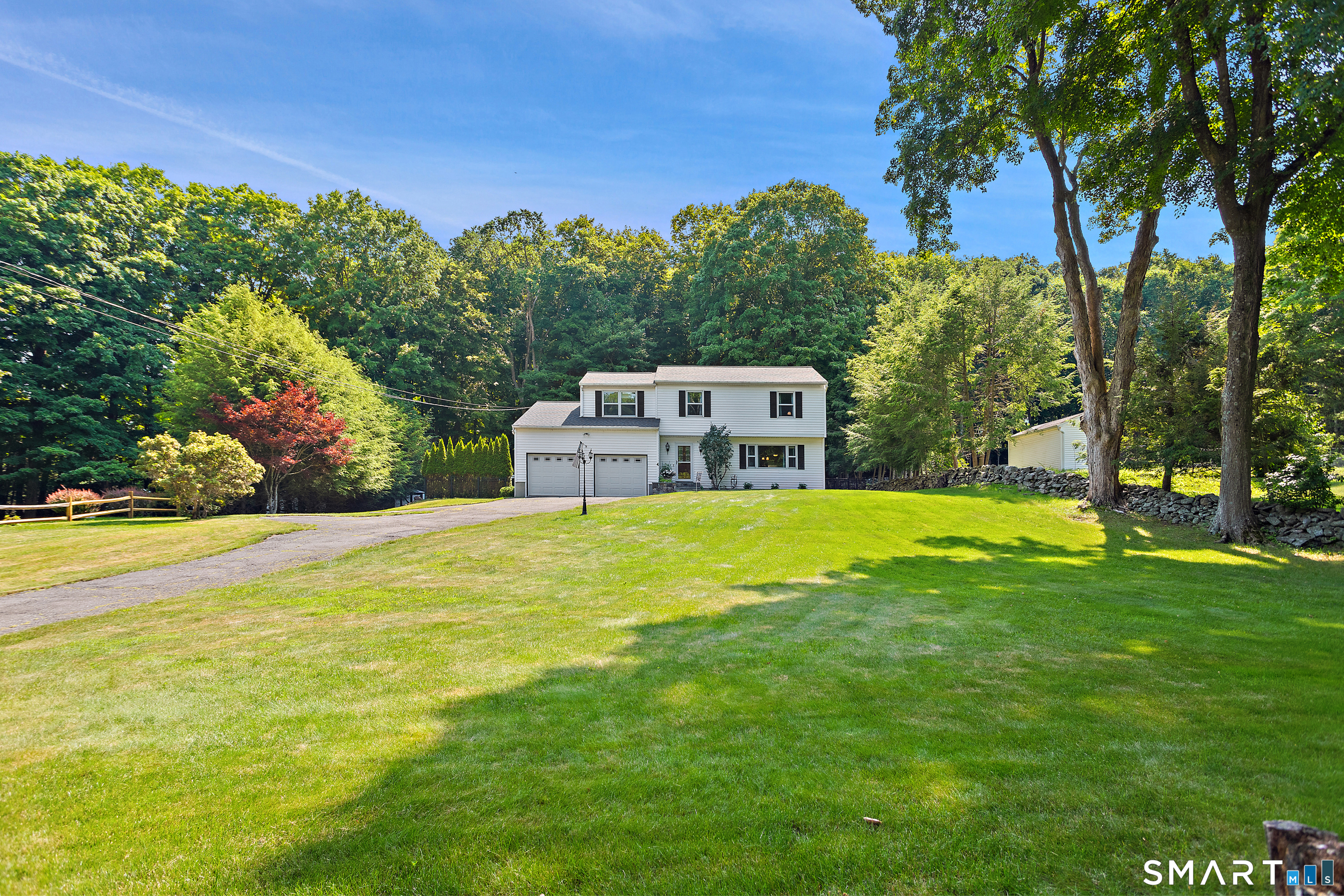 4 Windaway Road Bethel CT 06801