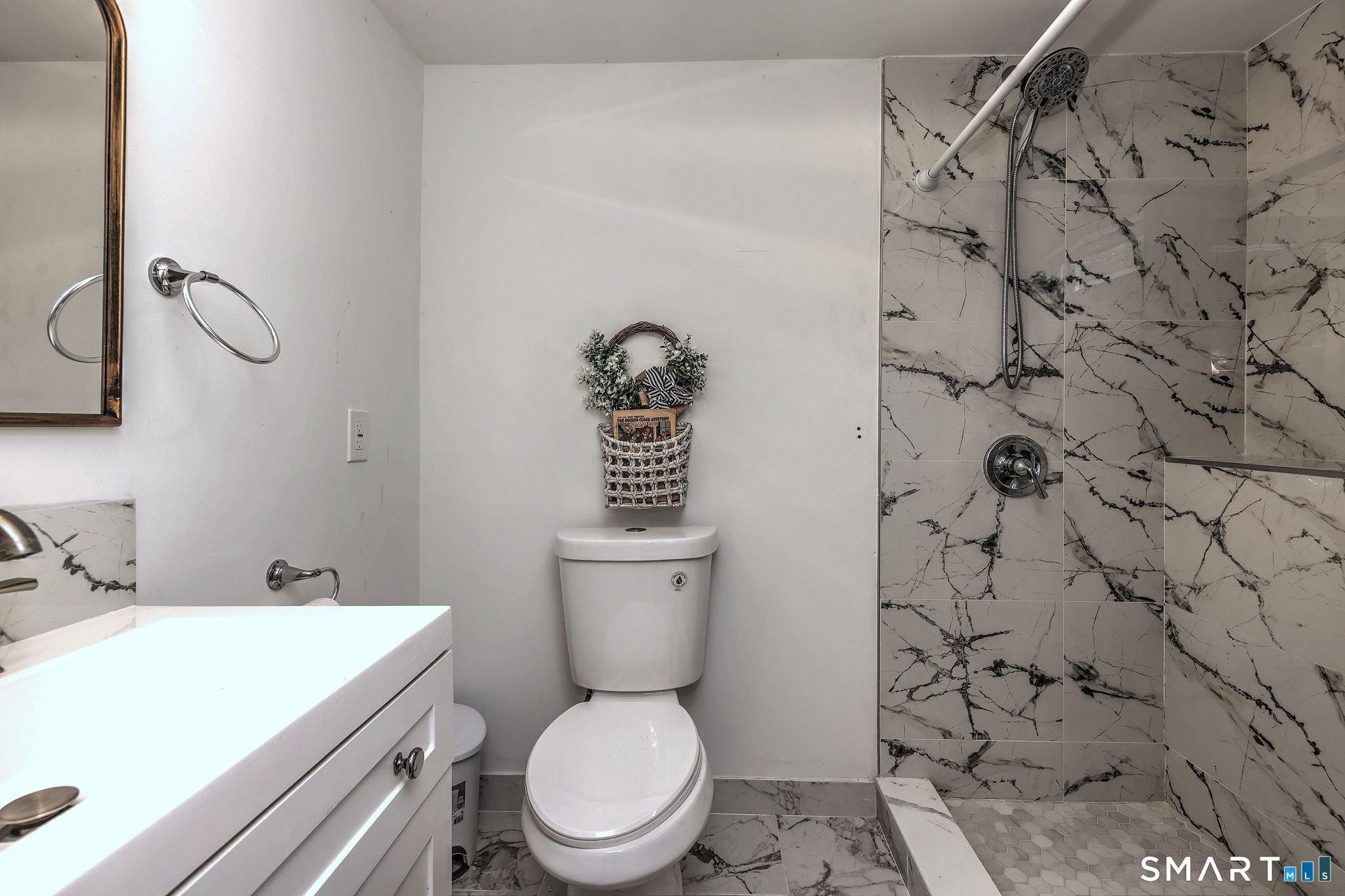 22 Caldwell Drive New Milford CT 06776