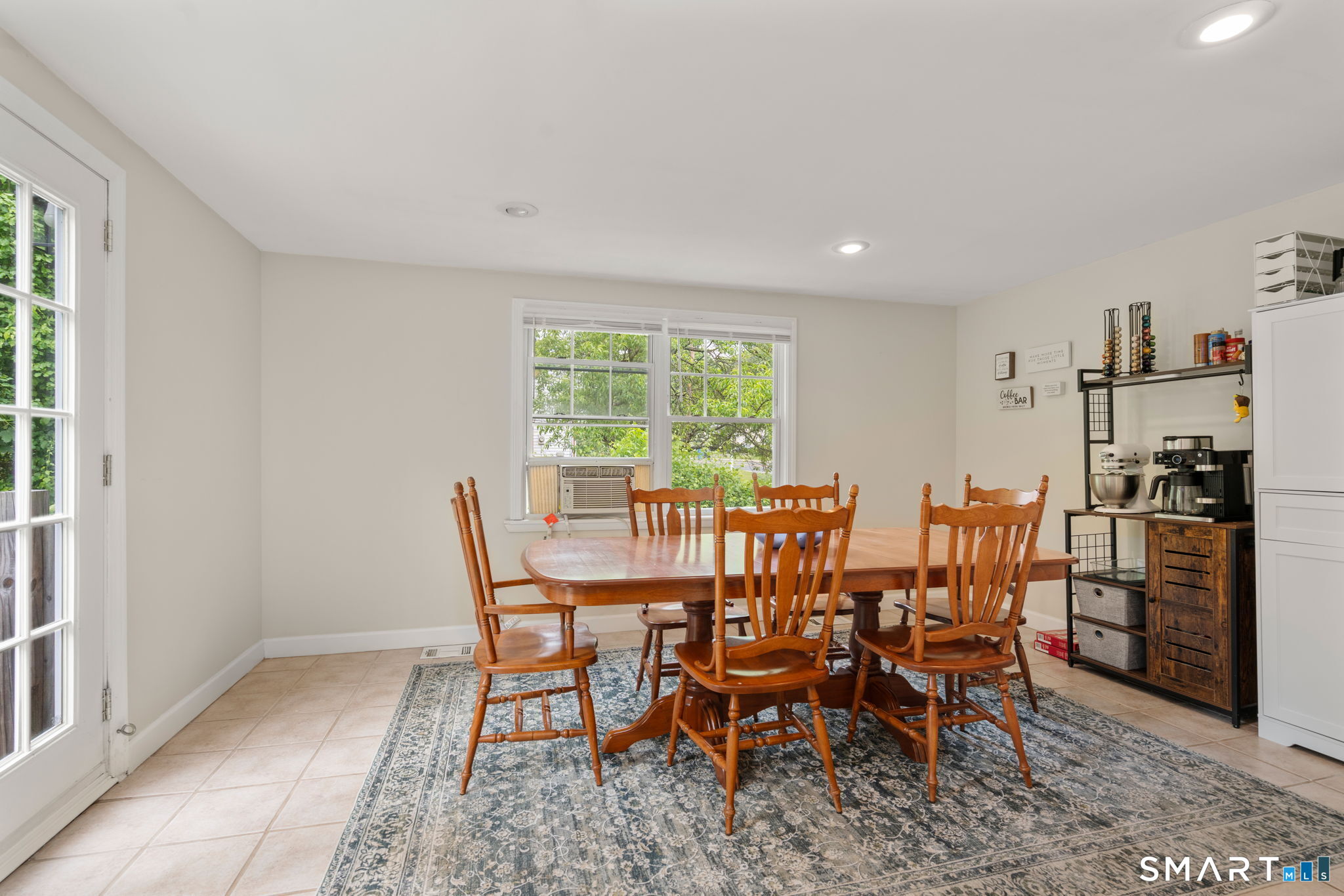 264 Charter Oak Street Manchester CT 06040
