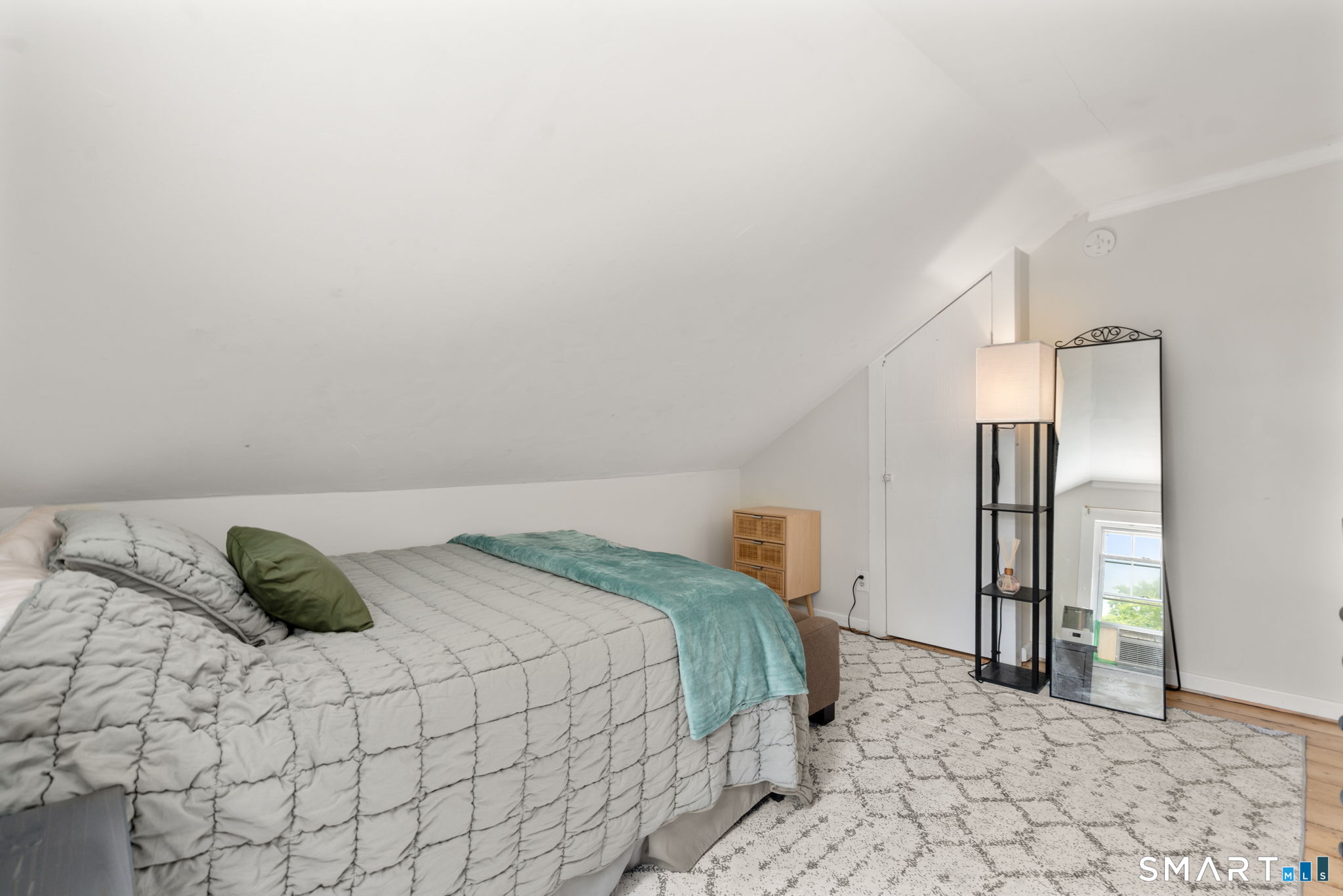 264 Charter Oak Street Manchester CT 06040