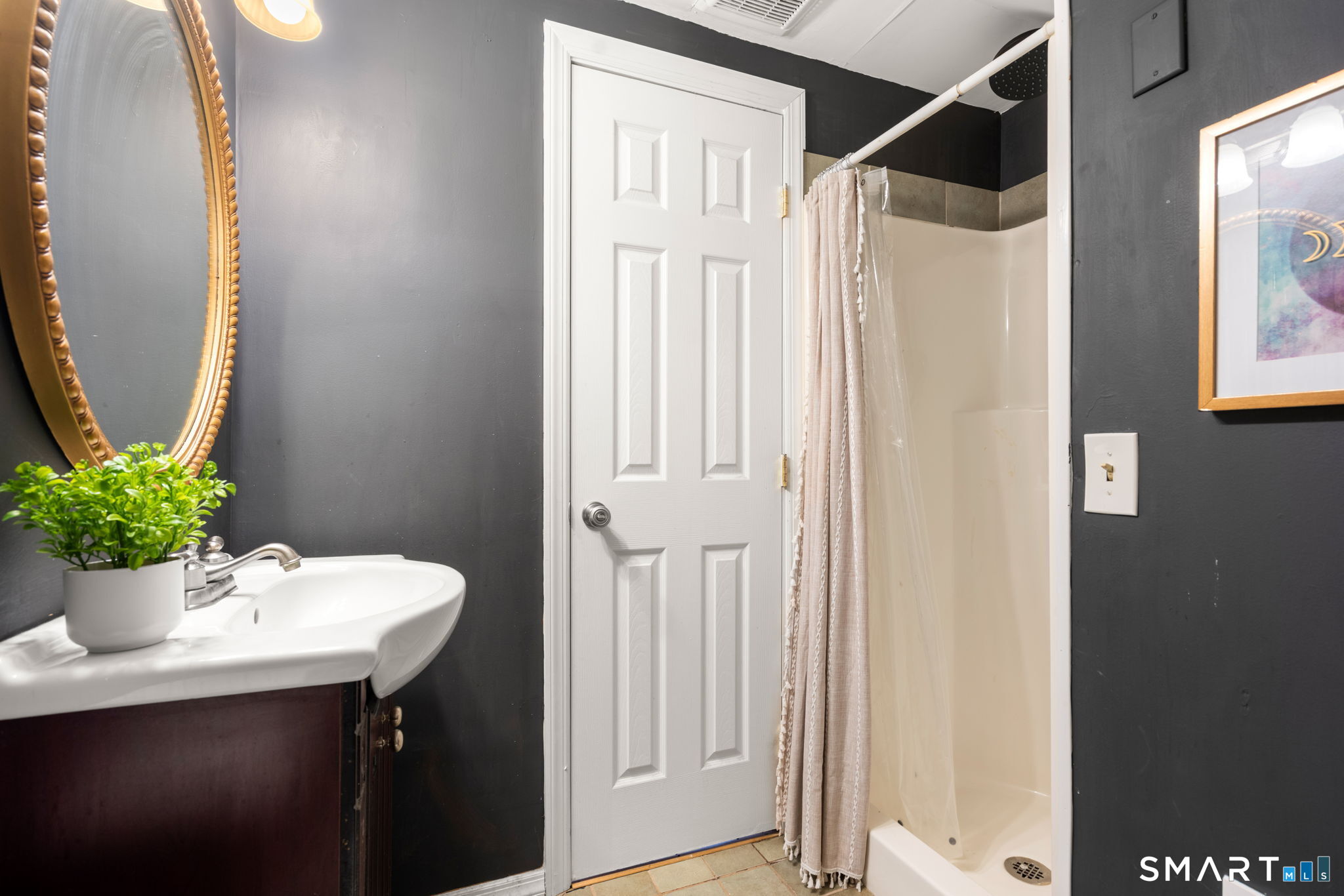 264 Charter Oak Street Manchester CT 06040