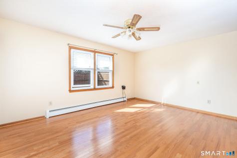 11 Londonderry Lane Milford CT 06460