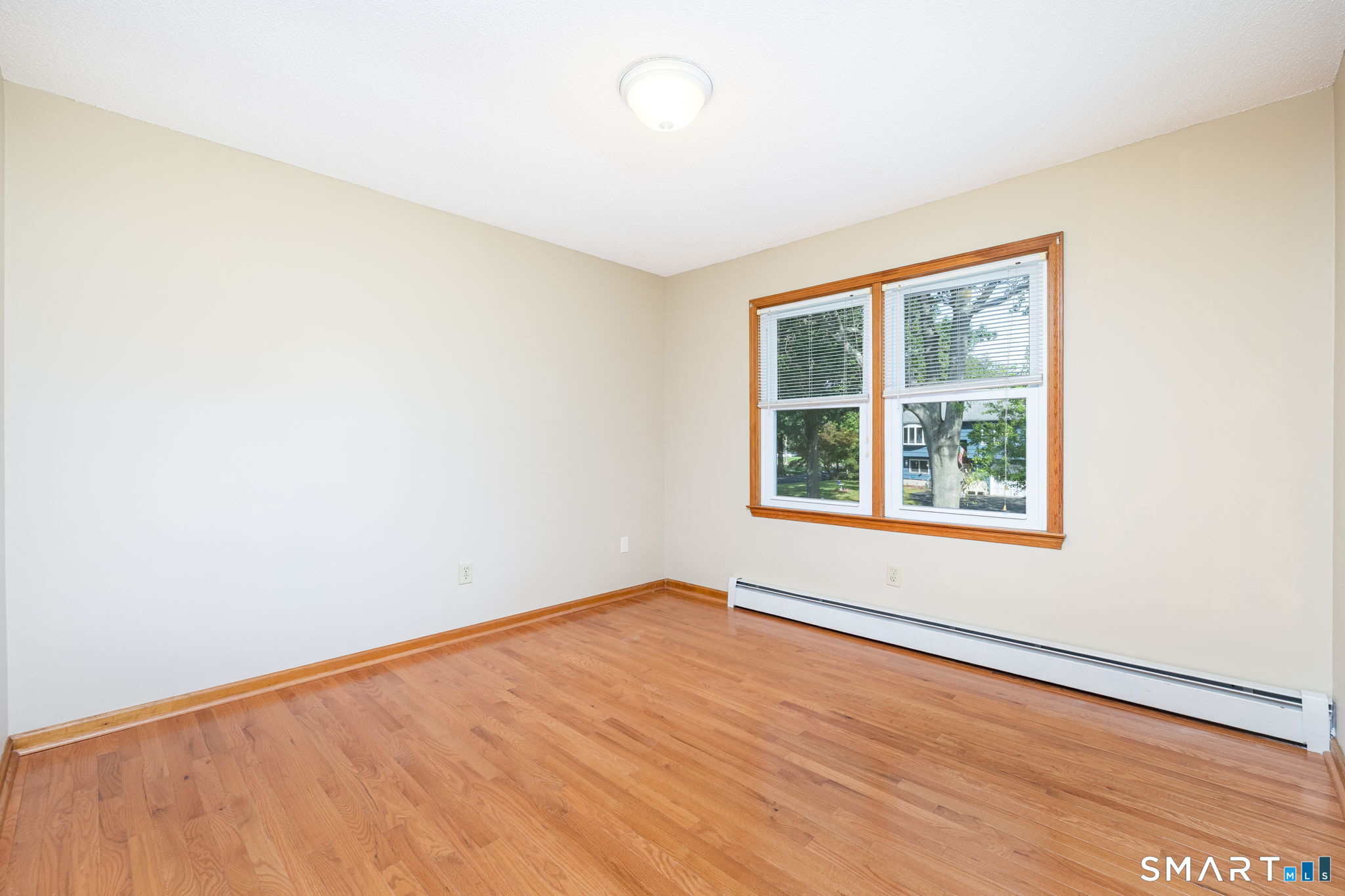 11 Londonderry Lane Milford CT 06460