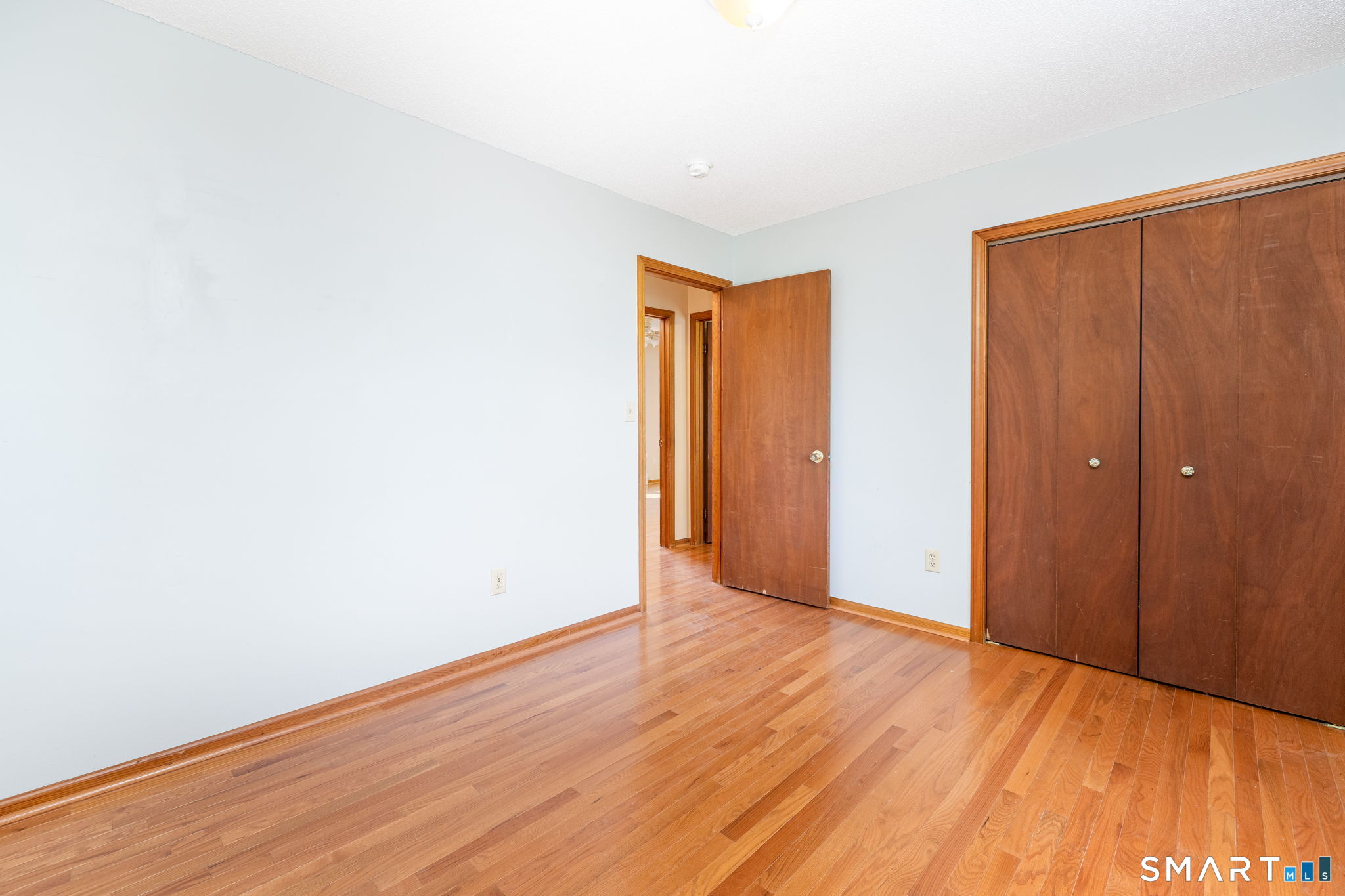 11 Londonderry Lane Milford CT 06460