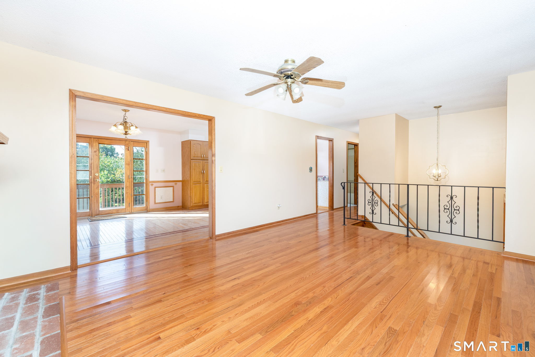 11 Londonderry Lane Milford CT 06460