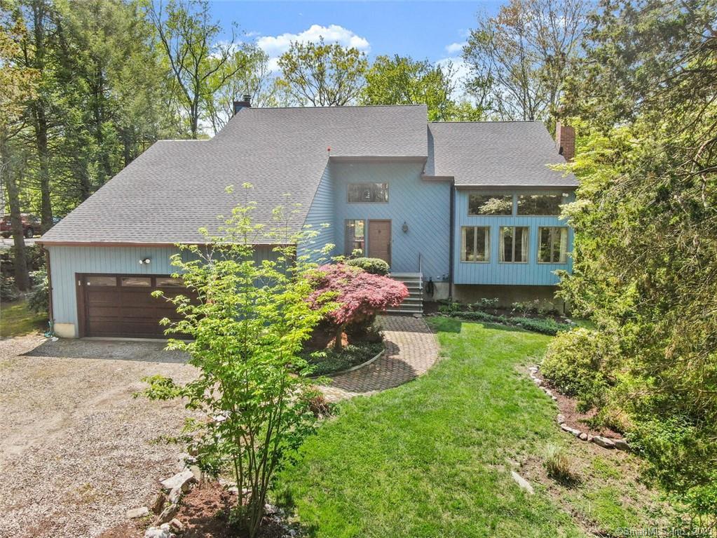 121 Lakewood Drive Fairfield CT 06824