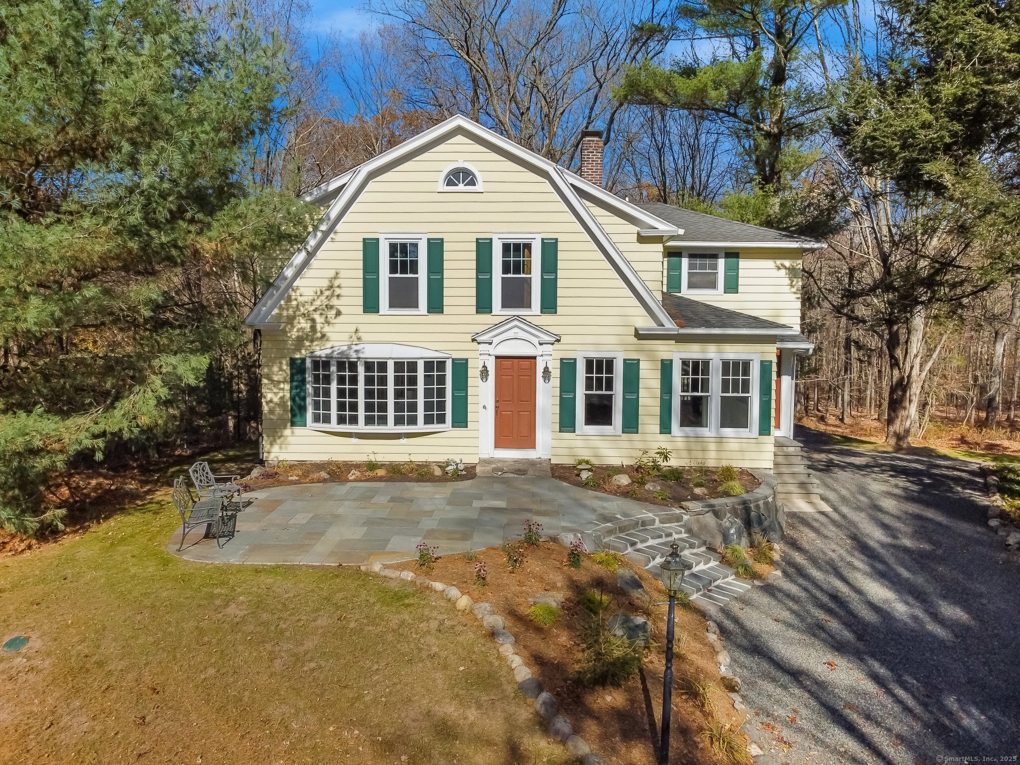 9 Dillon Road Woodbridge CT 06525