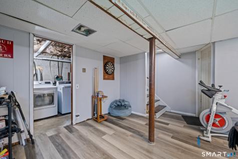 12 Lake Street Ledyard CT 06339