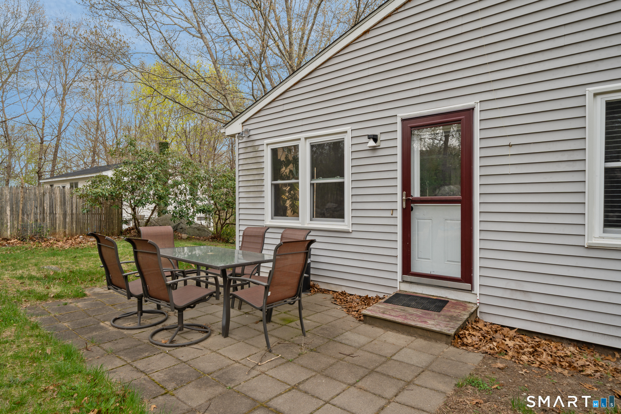 12 Lake Street Ledyard CT 06339