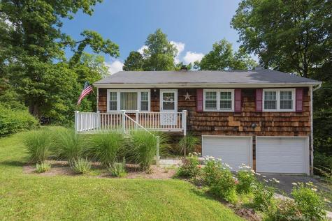 15 Cherry Drive New Fairfield CT 06812
