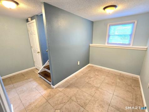 1 Jaybee Drive Bloomfield CT 06002