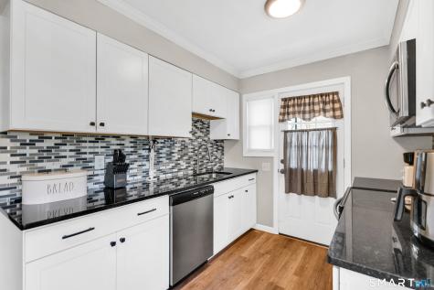14 Roxbury Road East Hartford CT 06118