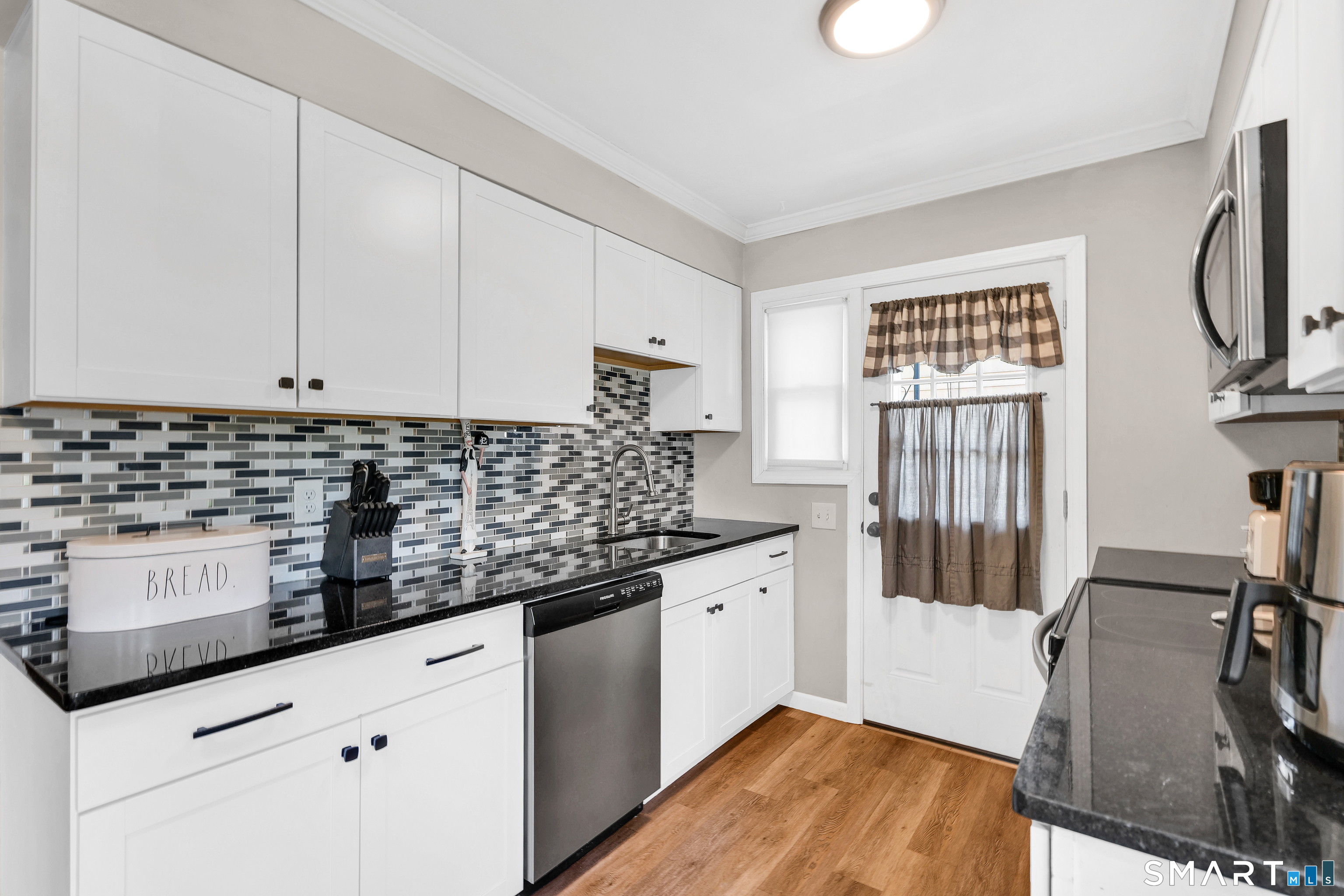 14 Roxbury Road East Hartford CT 06118