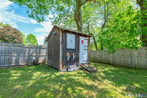 14 Roxbury Road East Hartford CT 06118