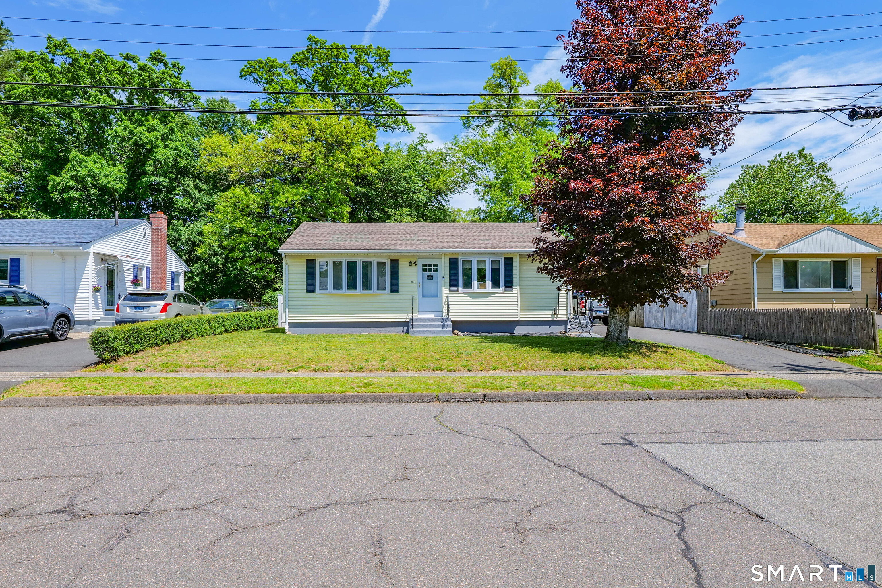 14 Roxbury Road East Hartford CT 06118