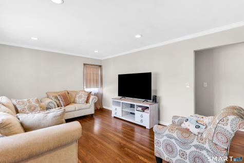 14 Roxbury Road East Hartford CT 06118