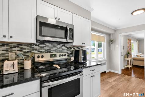 14 Roxbury Road East Hartford CT 06118