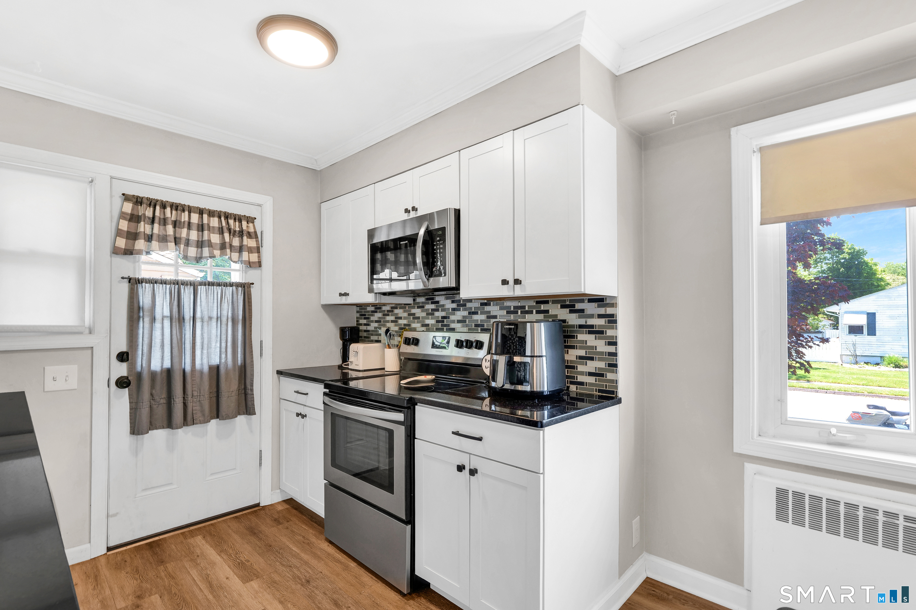 14 Roxbury Road East Hartford CT 06118
