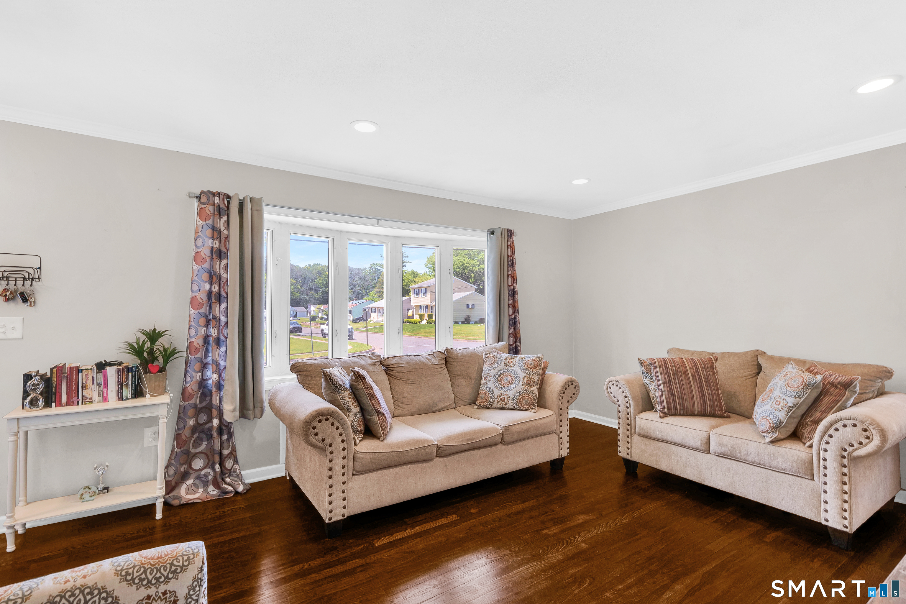 14 Roxbury Road East Hartford CT 06118