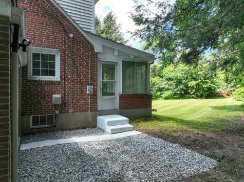 86 Gabb Road Bloomfield CT 06002