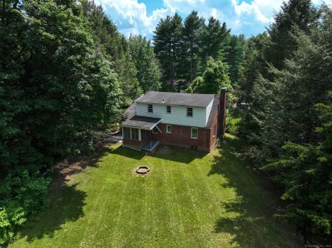 86 Gabb Road Bloomfield CT 06002