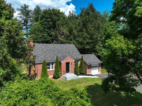 86 Gabb Road Bloomfield CT 06002