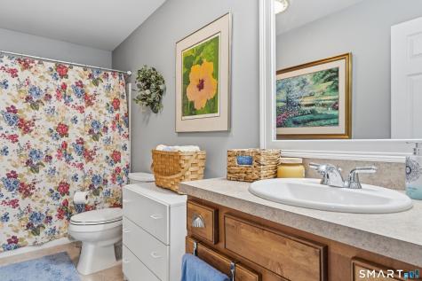 2 Sonoma Lane Middletown CT 06457