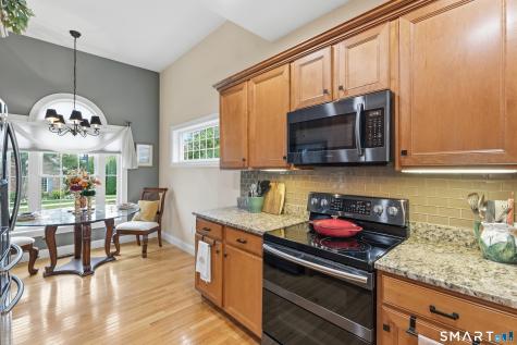 2 Sonoma Lane Middletown CT 06457