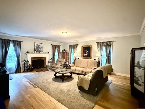 2 Old Barrows Road Union CT 06076