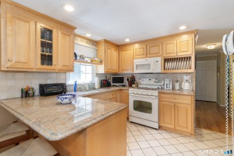 39 Candlewood Road Milford CT 06461