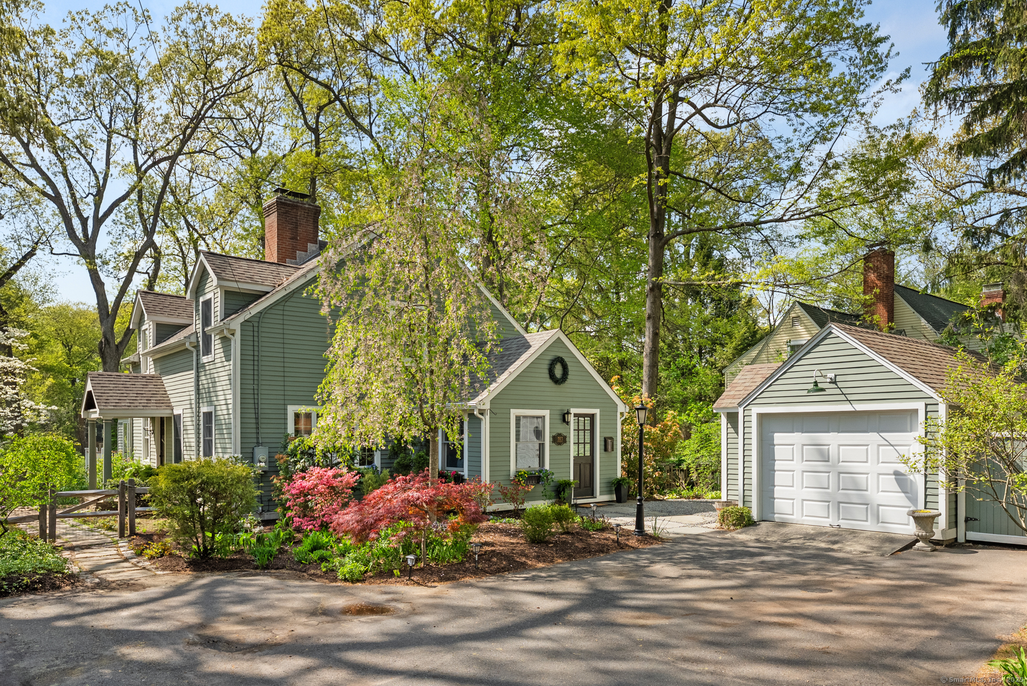 353 Ridgewood Road West Hartford CT 06107