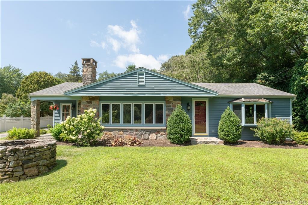 94 Nut Plains Road Guilford CT 06437