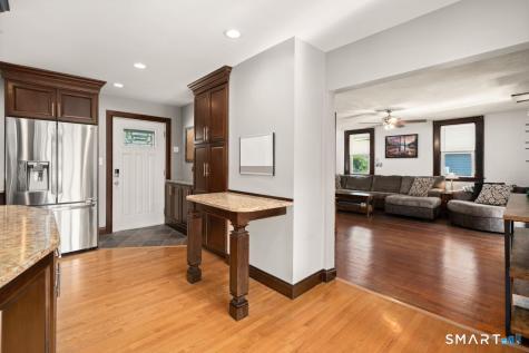 5 Roosevelt Drive Seymour CT 06483