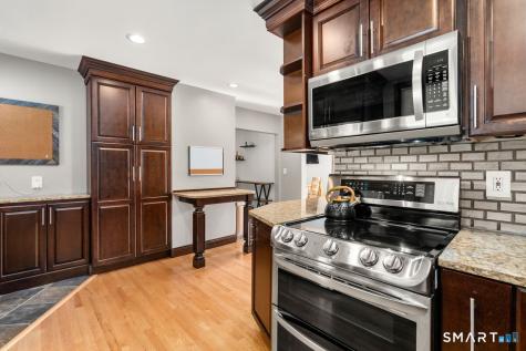 5 Roosevelt Drive Seymour CT 06483