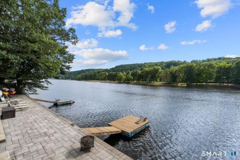 5 Roosevelt Drive Seymour CT 06483