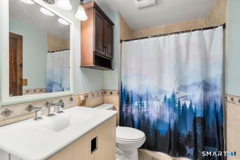5 Roosevelt Drive Seymour CT 06483
