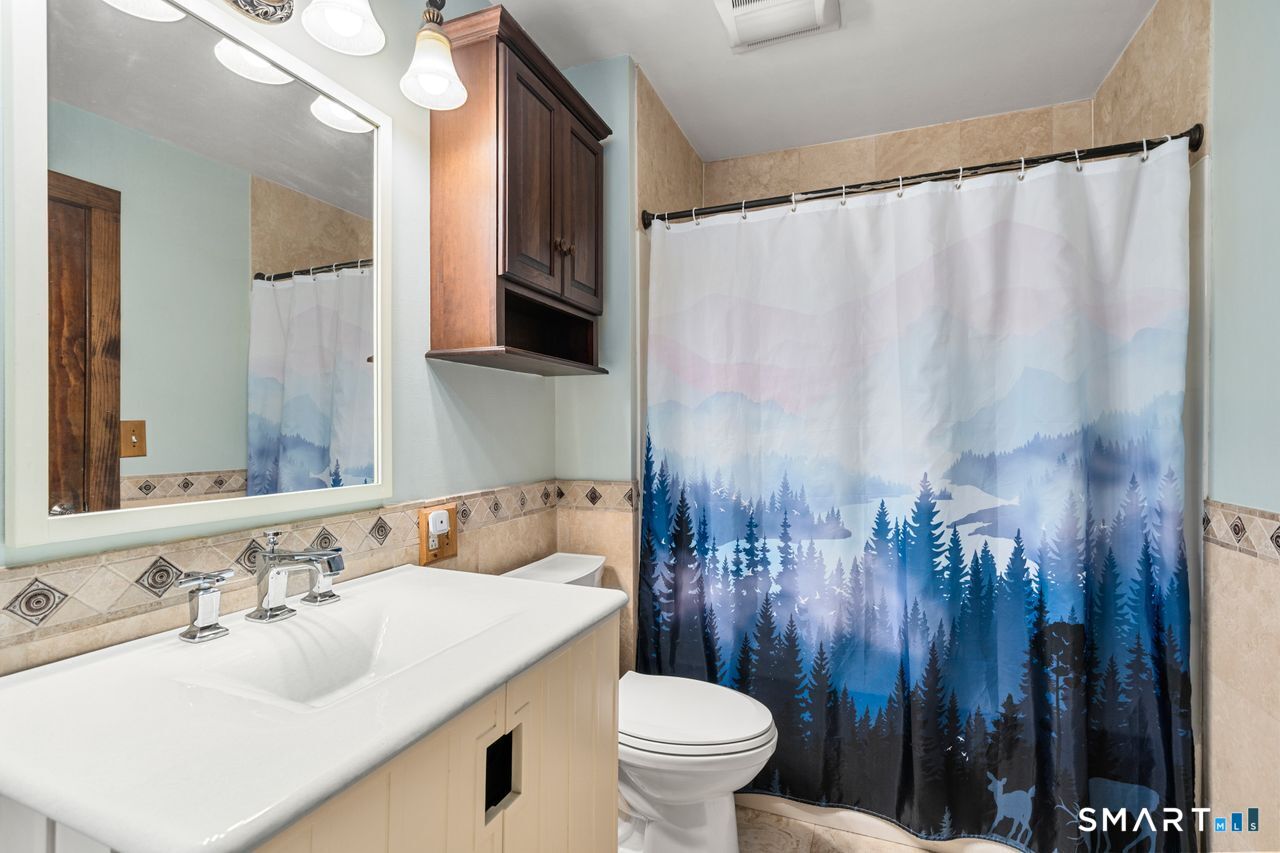 5 Roosevelt Drive Seymour CT 06483