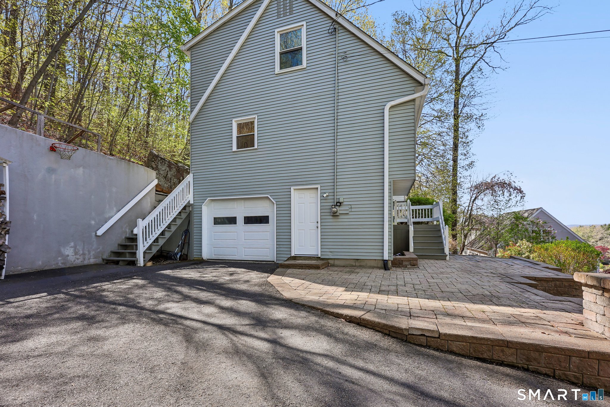 16 Fox Road Plainville CT 06062