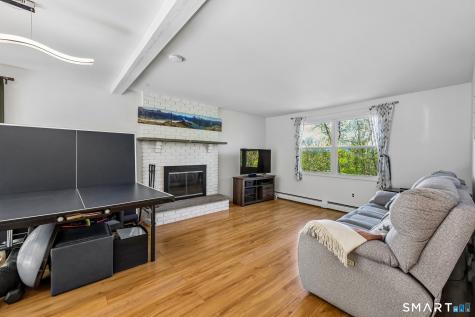 16 Fox Road Plainville CT 06062