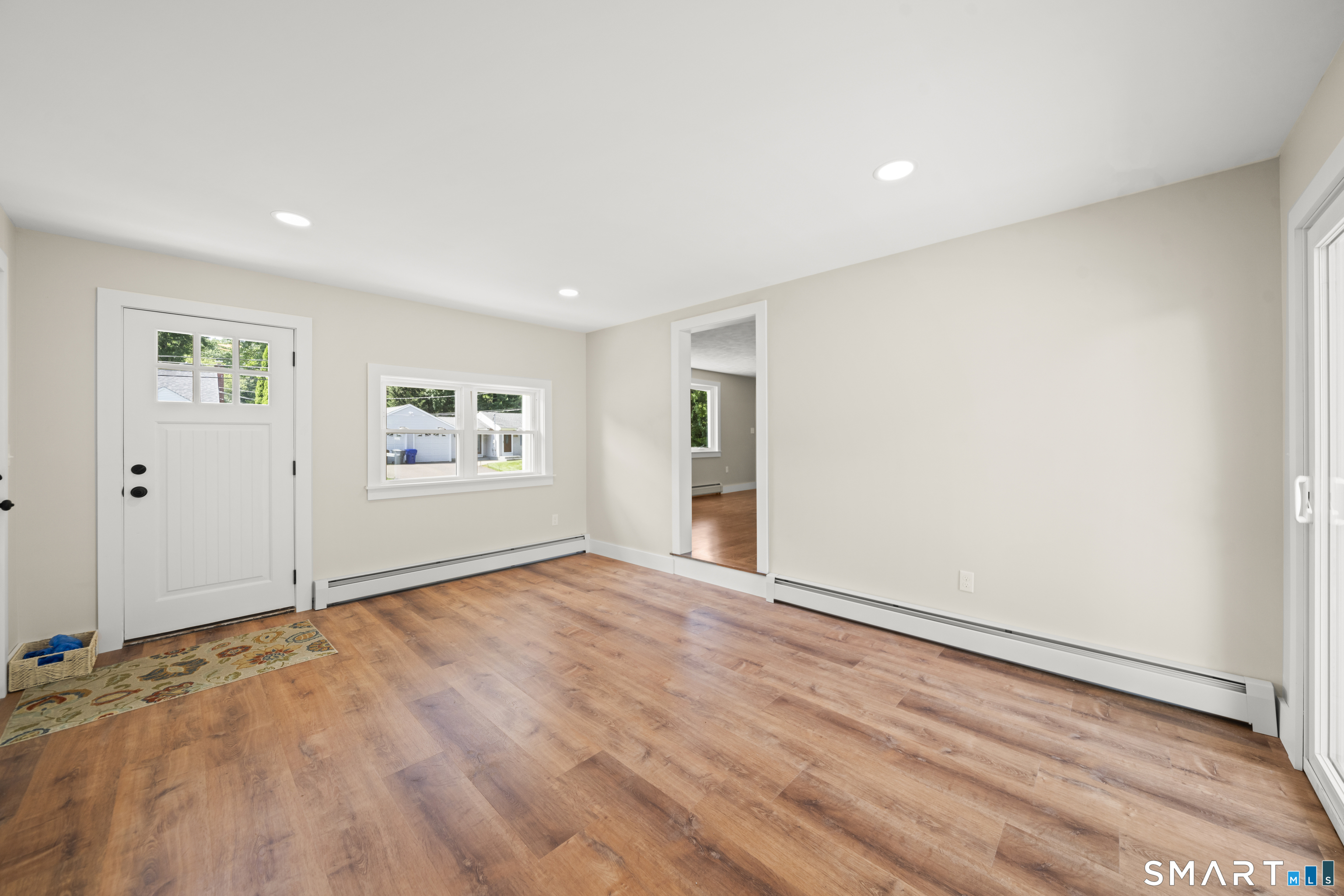 10 Lox Lane Enfield CT 06082