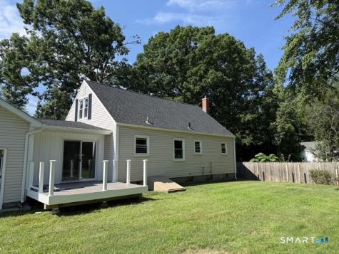 10 Lox Lane Enfield CT 06082