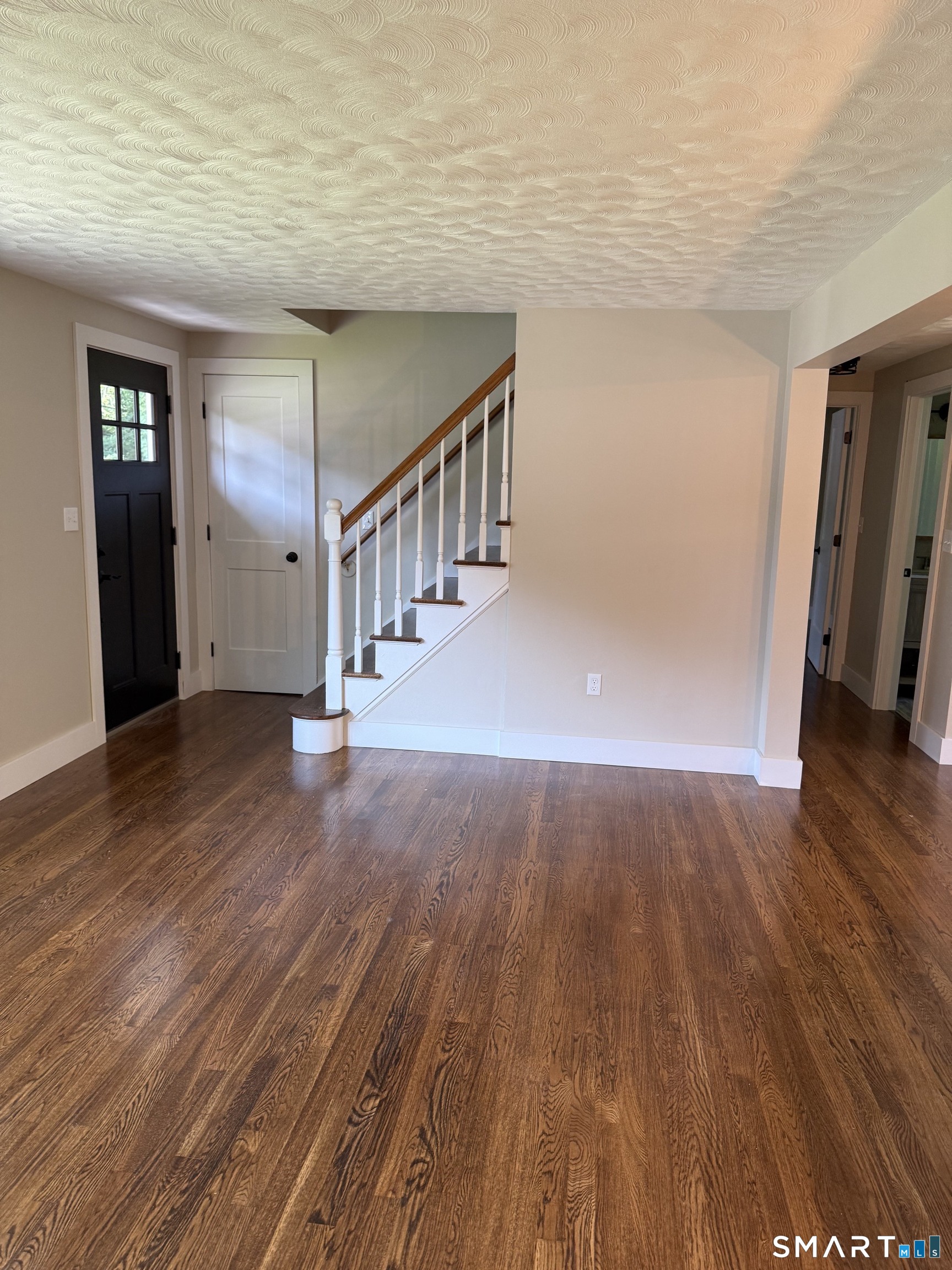 10 Lox Lane Enfield CT 06082